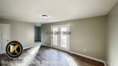 Main picture of 140 Bradford Dr