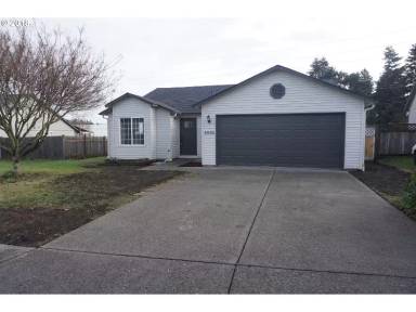 Main picture of 4605 NE 161st Ave