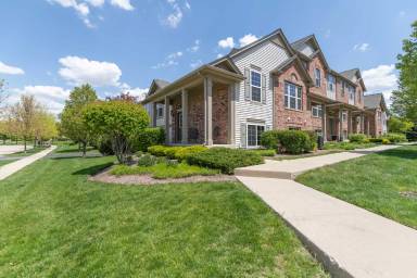 Main picture of 472 Valentine Way