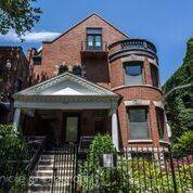 Main picture of 832 W George St