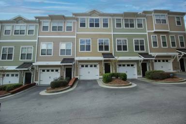 Main picture of 1887 Sterling Oaks Cir NE