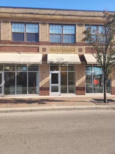 Main picture of 400 McKinley Ave NW