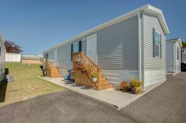 Main picture of Coachlight Trailer Park