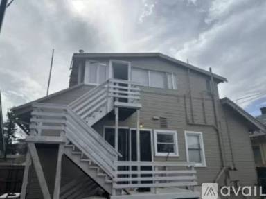 Main picture of 719 W Acacia St