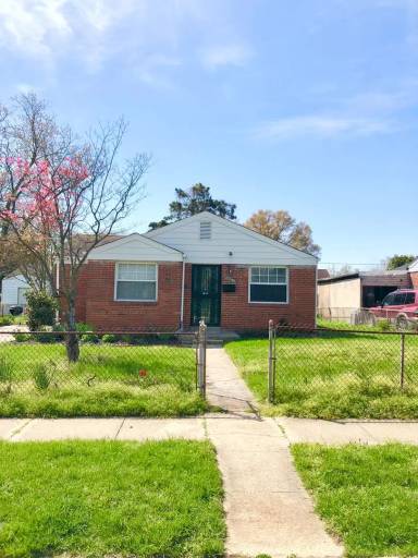 Main picture of 2405 Fordham Pl