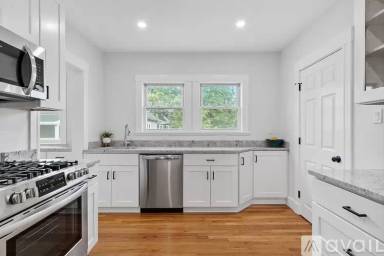 Main picture of 40 Orchard St