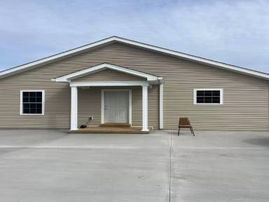 Main picture of 305 Camptown Rd