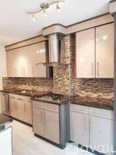 Main picture of 10214 65th Rd
