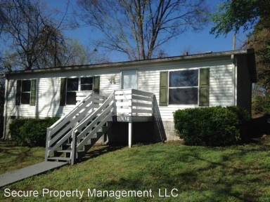 Main picture of 1004 Ozark St