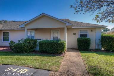 Main picture of 9434 Villas Dr