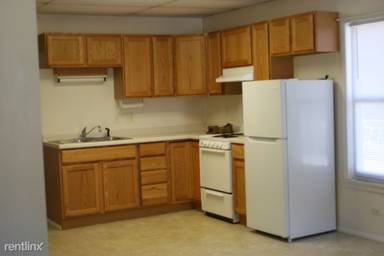 Main picture of 830 Walton St