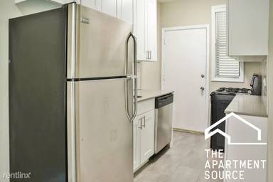 Main picture of 3423 N Elaine Pl