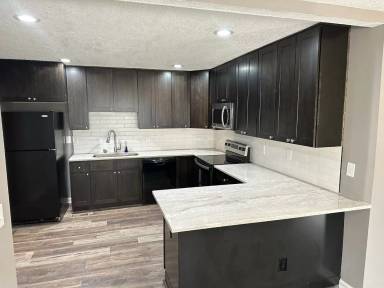 Main picture of 1545 Gaylor Dr SE