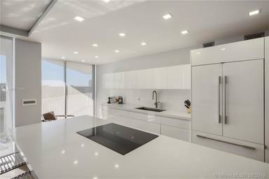 Main picture of ESRA Miami