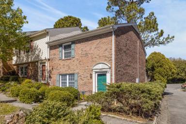 Main picture of 8902 Hunter Ridge Dr