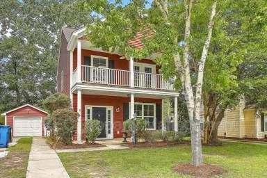 Main picture of 8983 Planters Row Ln