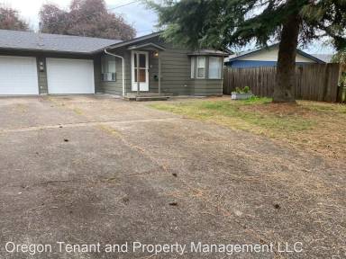 Main picture of 1943 Smithoak St