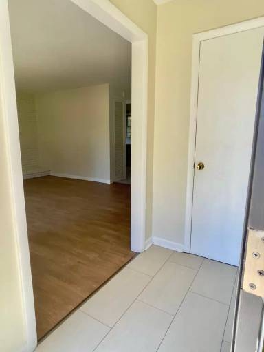 Main picture of 417 Lardner Ct