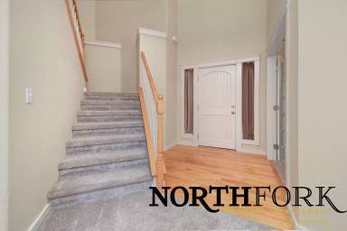 Main picture of 4440 N Kilee Ave