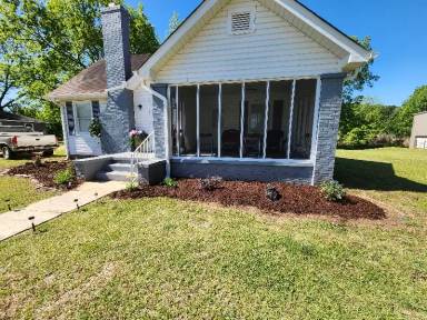 Main picture of 2114 Buttermilk Rd