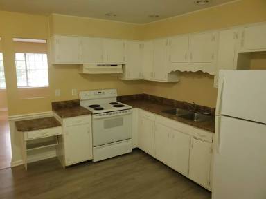 Main picture of 1104 Thomas Lane - A
