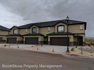 Main picture of Blackhawk Townhomes