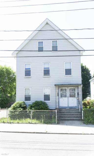 Main picture of 21 Shepard St