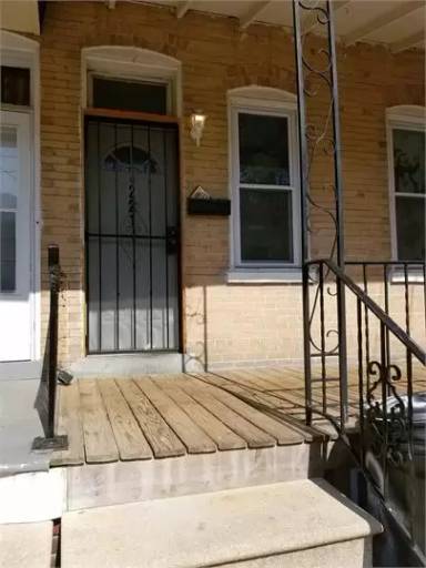Main picture of 219 S Harrison St