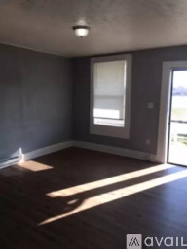 Main picture of 2610 Winthrop Ave