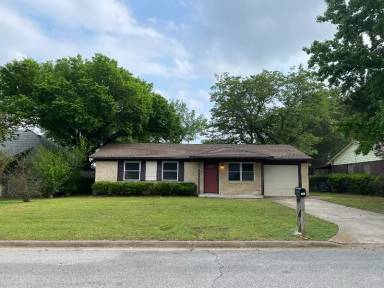 Main picture of 2504 Steven Dr