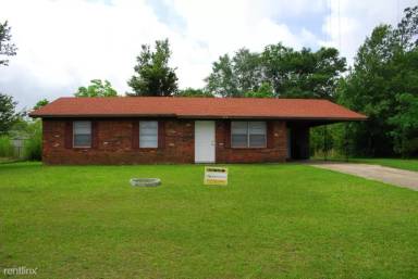 Main picture of 215 Lavelle Dr