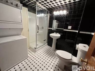 Main picture of 27 Lexington St