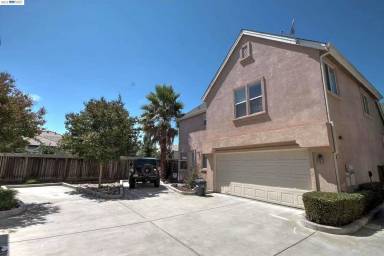 Main picture of 6153 Saint Andrews Way