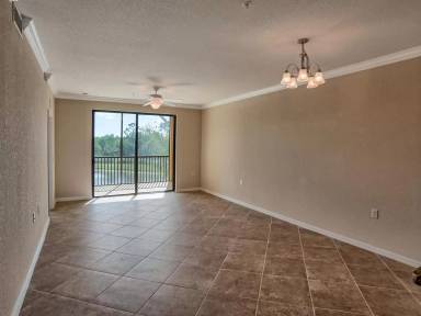 Main picture of 9731 Acqua Ct