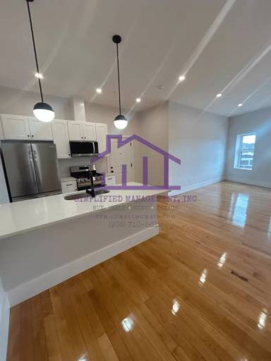 Main picture of 309 Central St