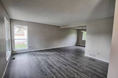 Main picture of 7453 E Long Ave