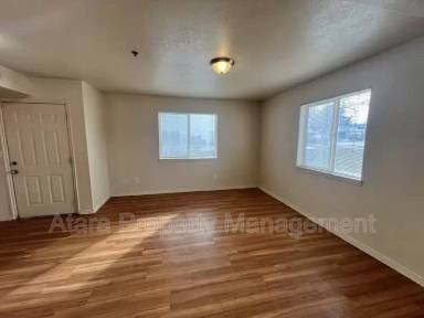 Main picture of 4988 W 4850 S