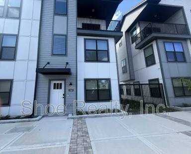 Main picture of 1063 Farwell St