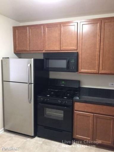 Main picture of 5347 W Belmont Ave