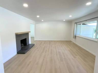 Main picture of 1294 Candy Ct