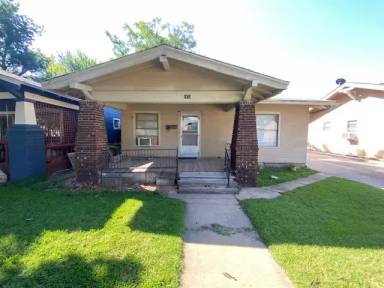 Main picture of 1632 Birch St