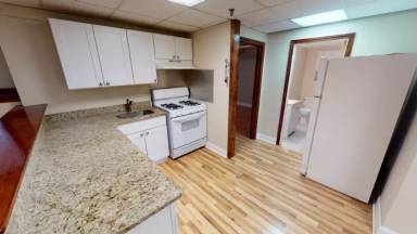 Main picture of 1193 Commonwealth Ave