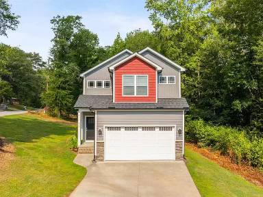 Main picture of 226 Alice Farr Dr