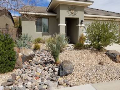 Main picture of 2585 E Hilltop Ledge Dr