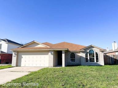 Main picture of 5405 Boot Scootin Ct