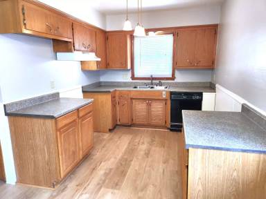Main picture of 8525 W Appleton Ave