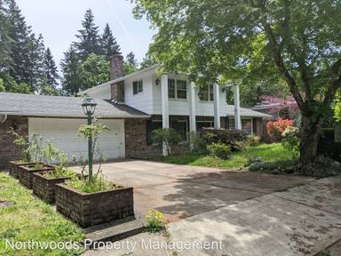 Main picture of 740 Foothill Dr