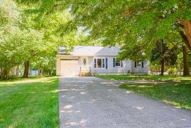 Main picture of 569 Miner Rd