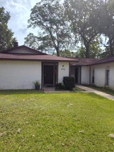 Main picture of 4001 SE 22nd Ave