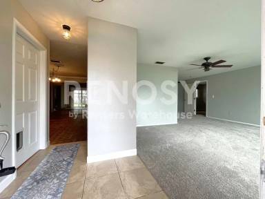 Main picture of 802 Embassy Rd